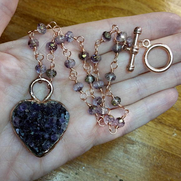 Amethyst Heart on 18" Rose Carved Amethyst Beaded - Picture 5 of 5